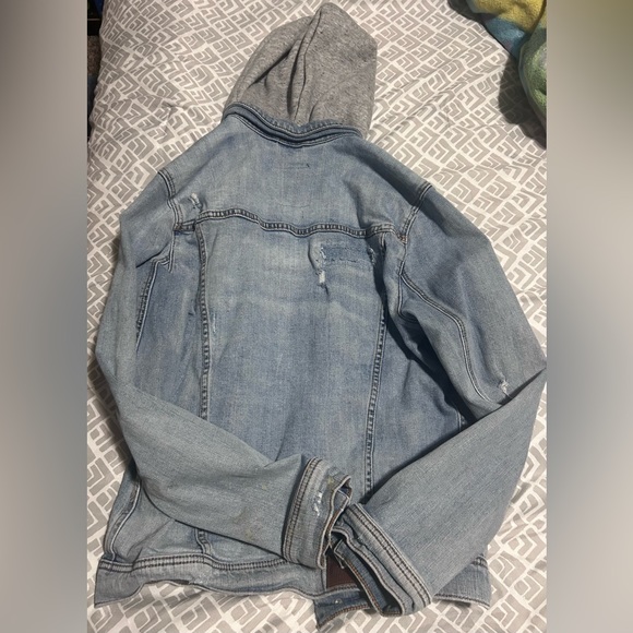 Hollister distressed light blue denim jean coat w/ grey sweatshirt hood -size m - Picture 4 of 11